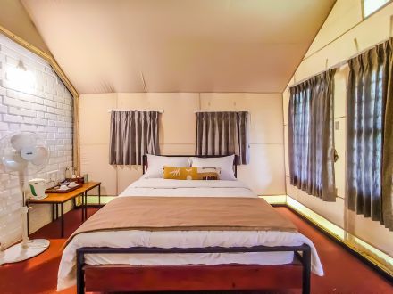 Luxury Tent 3