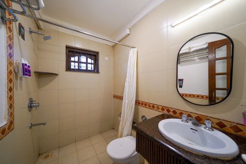 Deluxe Twin room (8)