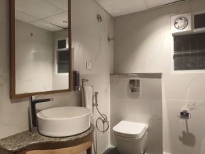 Executive room washroom