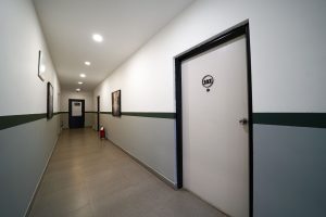 Room entrance (2)