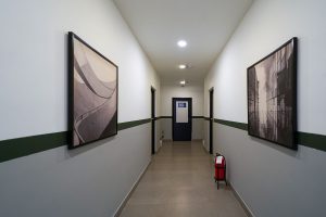 Room entrance (3)