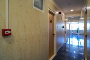 Room entrance (4)