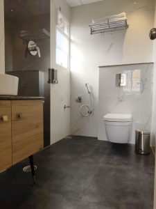 Studio Washroom (3)