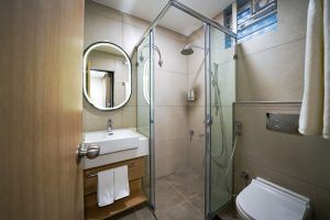 Superior room restroom