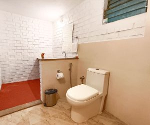 40 Tent restroom