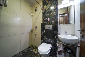 30 Standard room Restroom 6