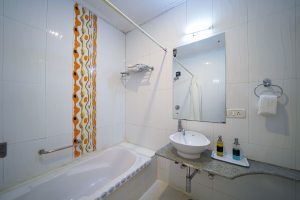 Premium room restroom (1)