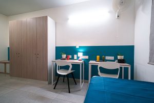 Room (2)