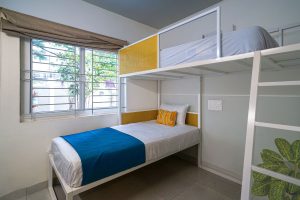 Room (6)
