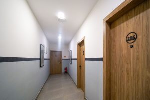 Room entrance (1)