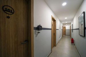 Room entrance (2)