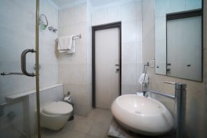 Standard room Restroom (2)