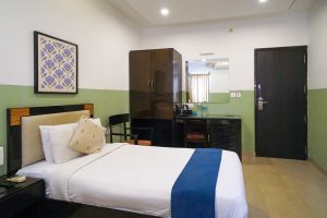 Twin room (3)