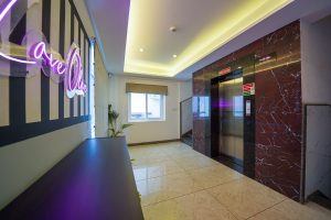 Reception lift lobby (2)