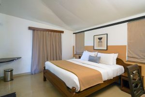 Pent House (1)