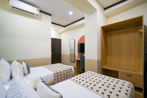 Standard Twin room (5)