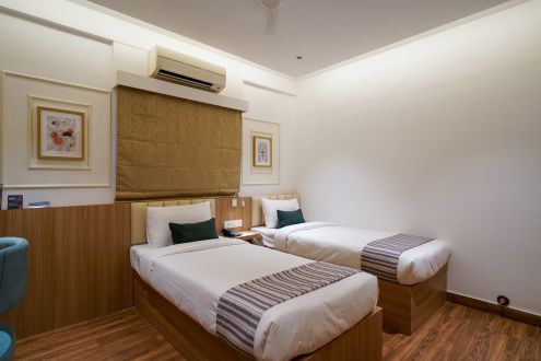 Executive twin room (2)