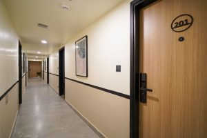 Room entrance (2)