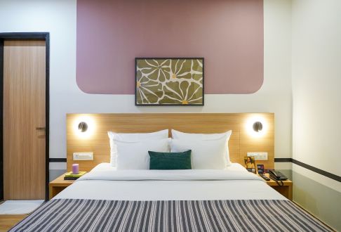 Deluxe room (5)