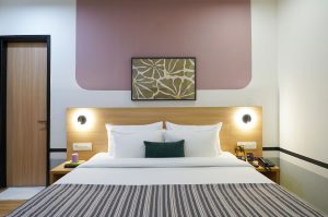 Deluxe room (6)