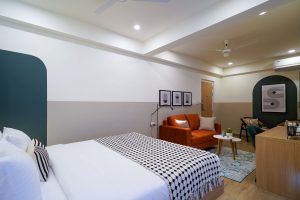 Deluxe suite room (4)
