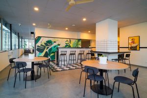 Dinning Area (6)