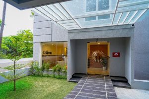 Entrance (2)