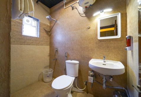 Deluxe room (6)