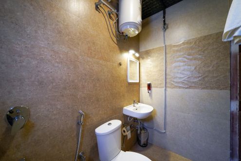 Deluxe room (7)