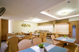Dinning hall (1)