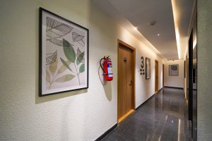 Room entrance (1)