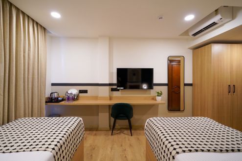 Twin room (3)