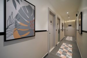 Room entrance (2)